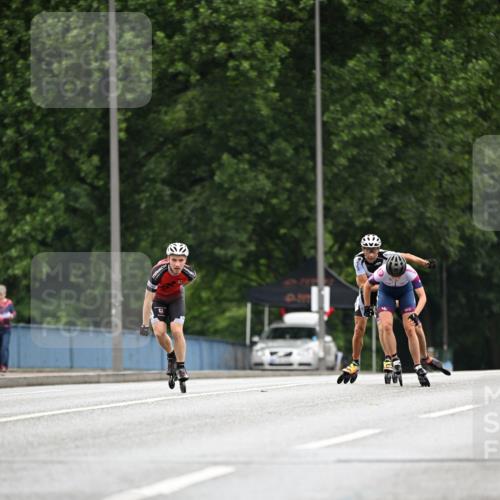 30.06.2024 - hella hamburg halbmarathon Dr. Thomas Lammeyer http://msf.ph/oto/6399415 30.06.2024 08:52:06 Kennedybrücke  meine-sportfotos.de