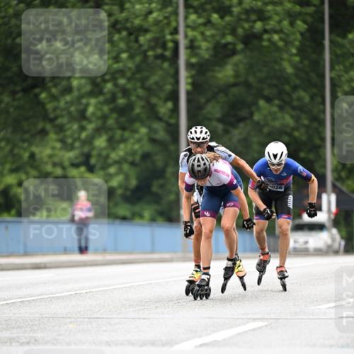 30.06.2024 - hella hamburg halbmarathon Dr. Thomas Lammeyer http://msf.ph/oto/6399466 30.06.2024 08:52:08 Kennedybrücke  meine-sportfotos.de