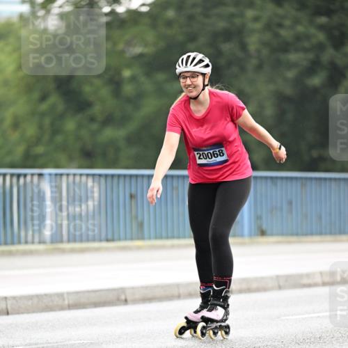 30.06.2024 - hella hamburg halbmarathon Dr. Thomas Lammeyer http://msf.ph/oto/6404283 30.06.2024 09:00:15 Kennedybrücke 20068 meine-sportfotos.de