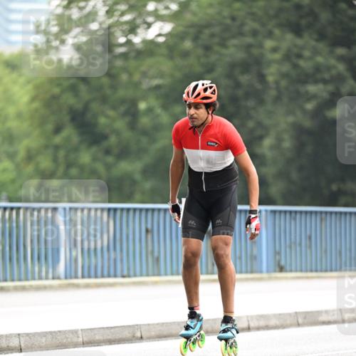 30.06.2024 - hella hamburg halbmarathon Dr. Thomas Lammeyer http://msf.ph/oto/6405446 30.06.2024 09:02:54 Kennedybrücke  meine-sportfotos.de