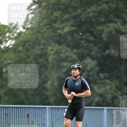 30.06.2024 - hella hamburg halbmarathon Dr. Thomas Lammeyer http://msf.ph/oto/6405502 30.06.2024 09:02:55 Kennedybrücke  meine-sportfotos.de