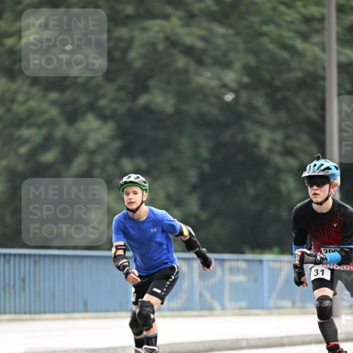 30.06.2024 - hella hamburg halbmarathon Dr. Thomas Lammeyer http://msf.ph/oto/6405658 30.06.2024 09:03:04 Kennedybrücke 31, 200 meine-sportfotos.de