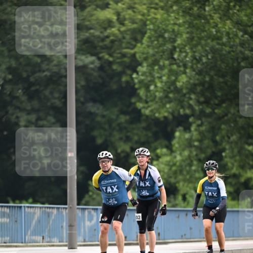 30.06.2024 - hella hamburg halbmarathon Dr. Thomas Lammeyer http://msf.ph/oto/6407348 30.06.2024 09:04:06 Kennedybrücke 67, 02 meine-sportfotos.de