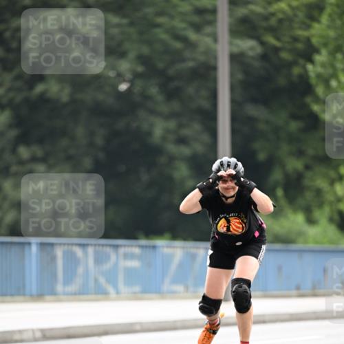 30.06.2024 - hella hamburg halbmarathon Dr. Thomas Lammeyer http://msf.ph/oto/6408779 30.06.2024 09:05:09 Kennedybrücke 2017, 7, 10 meine-sportfotos.de