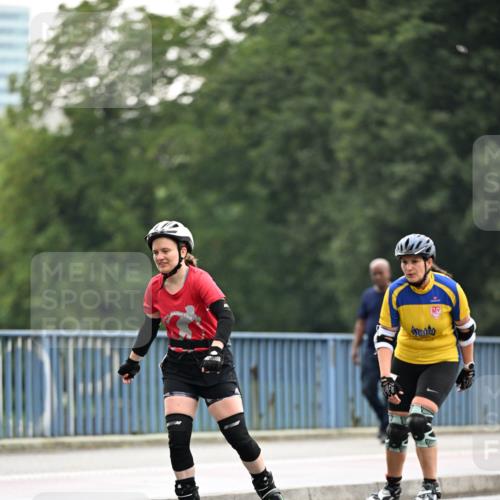 30.06.2024 - hella hamburg halbmarathon Dr. Thomas Lammeyer http://msf.ph/oto/6410165 30.06.2024 09:05:50 Kennedybrücke  meine-sportfotos.de