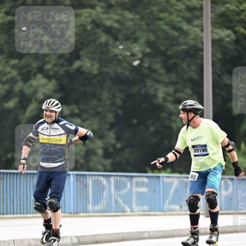 30.06.2024 - hella hamburg halbmarathon Dr. Thomas Lammeyer http://msf.ph/oto/6411256 30.06.2024 09:06:25 Kennedybrücke 98, 20198 meine-sportfotos.de