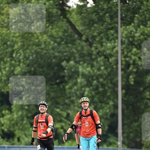 30.06.2024 - hella hamburg halbmarathon Dr. Thomas Lammeyer http://msf.ph/oto/6411432 30.06.2024 09:06:36 Kennedybrücke 4 meine-sportfotos.de