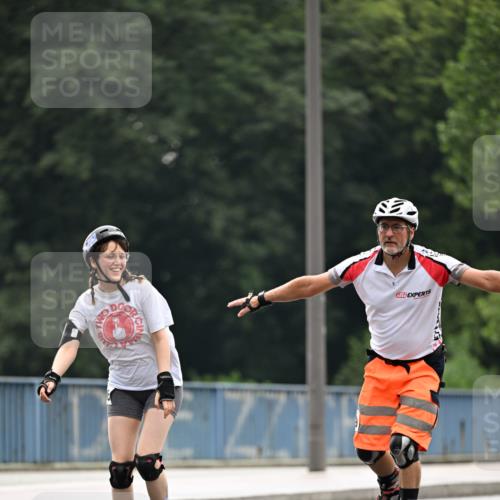 30.06.2024 - hella hamburg halbmarathon Dr. Thomas Lammeyer http://msf.ph/oto/6415293 30.06.2024 09:08:10 Kennedybrücke  meine-sportfotos.de