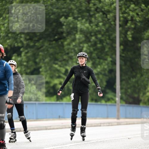 30.06.2024 - hella hamburg halbmarathon Dr. Thomas Lammeyer http://msf.ph/oto/6420095 30.06.2024 09:11:22 Kennedybrücke  meine-sportfotos.de