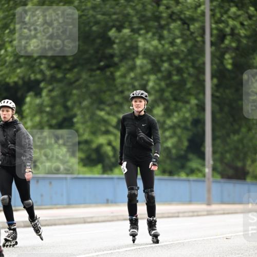 30.06.2024 - hella hamburg halbmarathon Dr. Thomas Lammeyer http://msf.ph/oto/6420115 30.06.2024 09:11:23 Kennedybrücke  meine-sportfotos.de