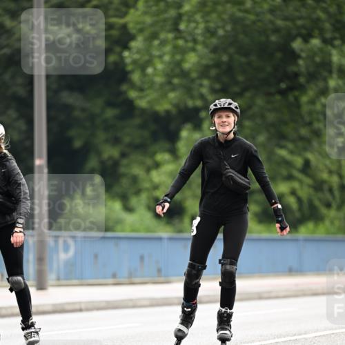 30.06.2024 - hella hamburg halbmarathon Dr. Thomas Lammeyer http://msf.ph/oto/6420306 30.06.2024 09:11:24 Kennedybrücke  meine-sportfotos.de