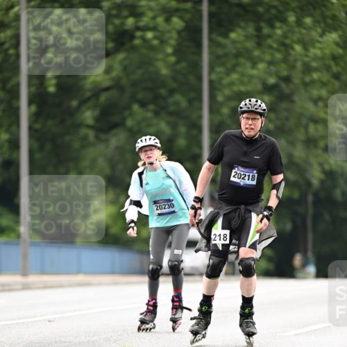 30.06.2024 - hella hamburg halbmarathon Dr. Thomas Lammeyer http://msf.ph/oto/6420765 30.06.2024 09:11:50 Kennedybrücke 20230, 218, 20218 meine-sportfotos.de