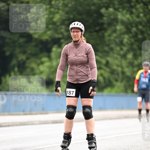 30.06.2024 - hella hamburg halbmarathon Dr. Thomas Lammeyer http://msf.ph/oto/6421071 30.06.2024 09:12:09 Kennedybrücke 187 meine-sportfotos.de