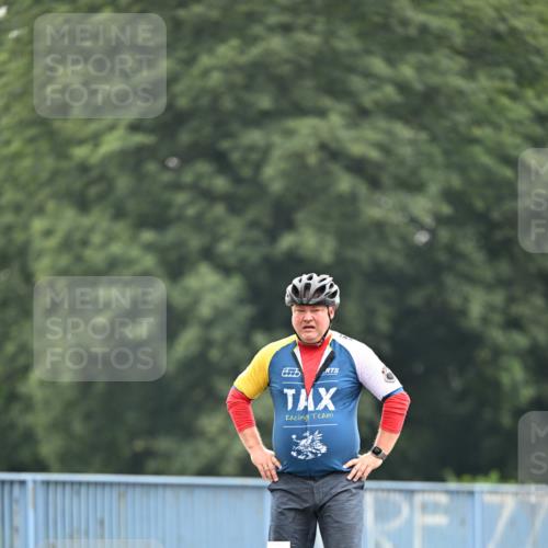 30.06.2024 - hella hamburg halbmarathon Dr. Thomas Lammeyer http://msf.ph/oto/6421195 30.06.2024 09:12:14 Kennedybrücke 403, 90, 6005 meine-sportfotos.de