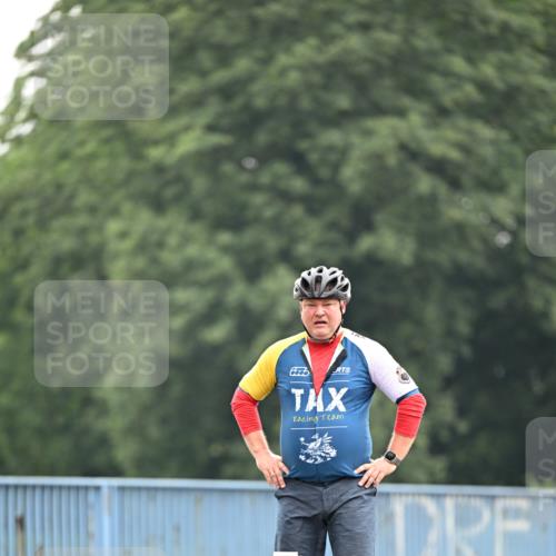 30.06.2024 - hella hamburg halbmarathon Dr. Thomas Lammeyer http://msf.ph/oto/6421249 30.06.2024 09:12:14 Kennedybrücke 6000, 403, 23 meine-sportfotos.de