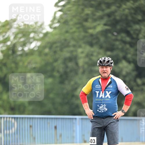 30.06.2024 - hella hamburg halbmarathon Dr. Thomas Lammeyer http://msf.ph/oto/6421310 30.06.2024 09:12:15 Kennedybrücke 93, 403 meine-sportfotos.de