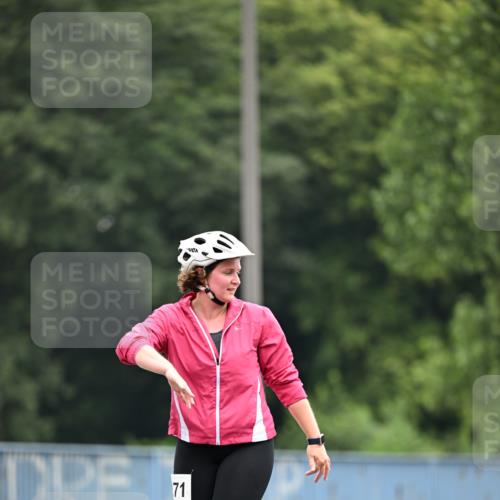 30.06.2024 - hella hamburg halbmarathon Dr. Thomas Lammeyer http://msf.ph/oto/6422390 30.06.2024 09:13:14 Kennedybrücke 71 meine-sportfotos.de
