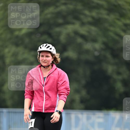 30.06.2024 - hella hamburg halbmarathon Dr. Thomas Lammeyer http://msf.ph/oto/6422512 30.06.2024 09:13:14 Kennedybrücke  meine-sportfotos.de