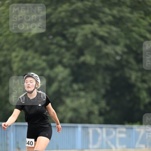 30.06.2024 - hella hamburg halbmarathon Dr. Thomas Lammeyer http://msf.ph/oto/6422608 30.06.2024 09:13:22 Kennedybrücke 40 meine-sportfotos.de