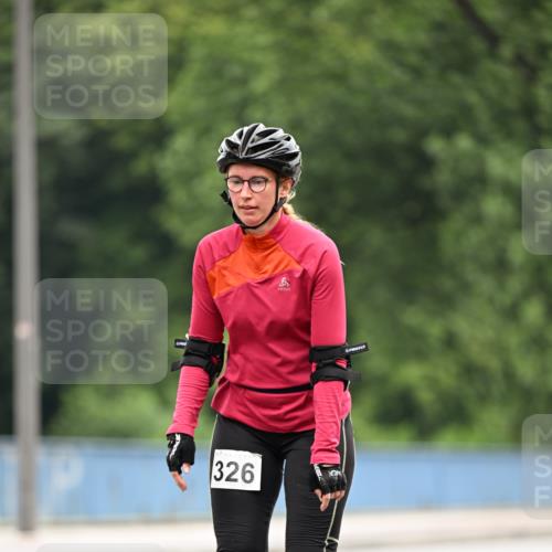 30.06.2024 - hella hamburg halbmarathon Dr. Thomas Lammeyer http://msf.ph/oto/6422944 30.06.2024 09:13:42 Kennedybrücke 326 meine-sportfotos.de