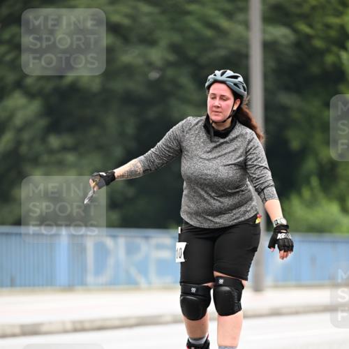 30.06.2024 - hella hamburg halbmarathon Dr. Thomas Lammeyer http://msf.ph/oto/6422974 30.06.2024 09:13:56 Kennedybrücke 99 meine-sportfotos.de