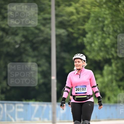 30.06.2024 - hella hamburg halbmarathon Dr. Thomas Lammeyer http://msf.ph/oto/6423237 30.06.2024 09:14:10 Kennedybrücke 20197 meine-sportfotos.de