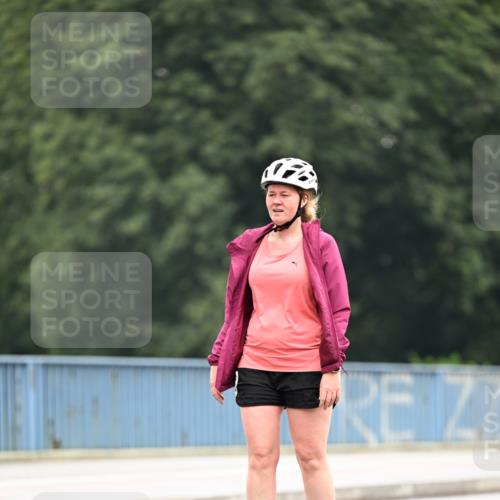 30.06.2024 - hella hamburg halbmarathon Dr. Thomas Lammeyer http://msf.ph/oto/6423461 30.06.2024 09:14:14 Kennedybrücke  meine-sportfotos.de