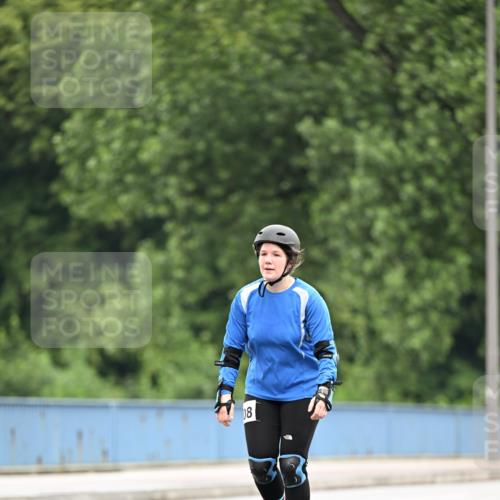 30.06.2024 - hella hamburg halbmarathon Dr. Thomas Lammeyer http://msf.ph/oto/6423638 30.06.2024 09:14:40 Kennedybrücke 18 meine-sportfotos.de