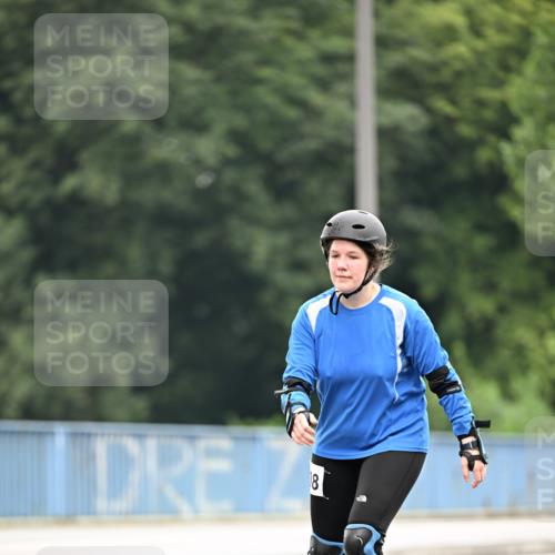 30.06.2024 - hella hamburg halbmarathon Dr. Thomas Lammeyer http://msf.ph/oto/6423827 30.06.2024 09:14:41 Kennedybrücke 18 meine-sportfotos.de