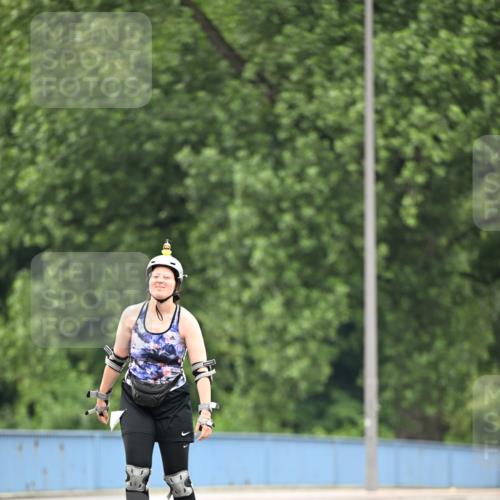 30.06.2024 - hella hamburg halbmarathon Dr. Thomas Lammeyer http://msf.ph/oto/6424238 30.06.2024 09:16:26 Kennedybrücke  meine-sportfotos.de