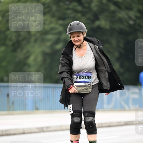 30.06.2024 - hella hamburg halbmarathon Dr. Thomas Lammeyer http://msf.ph/oto/6424875 30.06.2024 09:17:29 Kennedybrücke 06, 20306, 20306 meine-sportfotos.de