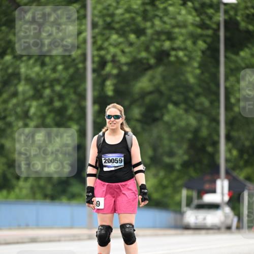 30.06.2024 - hella hamburg halbmarathon Dr. Thomas Lammeyer http://msf.ph/oto/6424933 30.06.2024 09:17:49 Kennedybrücke 9, 20059, 2003 meine-sportfotos.de