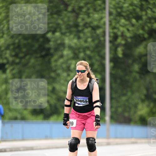 30.06.2024 - hella hamburg halbmarathon Dr. Thomas Lammeyer http://msf.ph/oto/6425041 30.06.2024 09:17:49 Kennedybrücke 59, 20059 meine-sportfotos.de