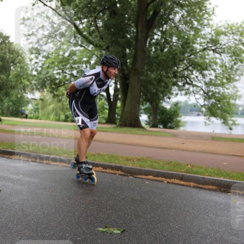 30.06.2024 - hella hamburg halbmarathon H.Heesch http://msf.ph/oto/6438043 30.06.2024 09:11:45 Zwischen KM18-KM19 14 meine-sportfotos.de