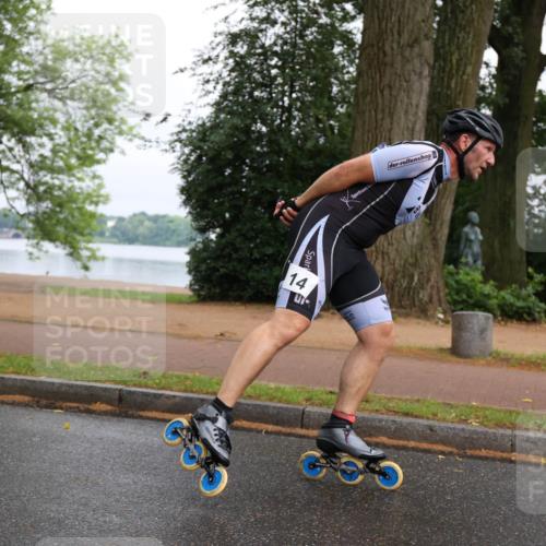 30.06.2024 - hella hamburg halbmarathon H.Heesch http://msf.ph/oto/6438149 30.06.2024 09:11:46 Zwischen KM18-KM19 14 meine-sportfotos.de