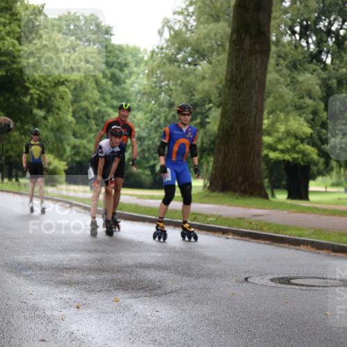 30.06.2024 - hella hamburg halbmarathon H.Heesch http://msf.ph/oto/6439078 30.06.2024 09:12:24 Zwischen KM18-KM19  meine-sportfotos.de