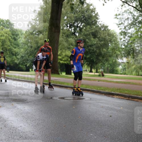 30.06.2024 - hella hamburg halbmarathon H.Heesch http://msf.ph/oto/6439145 30.06.2024 09:12:25 Zwischen KM18-KM19  meine-sportfotos.de