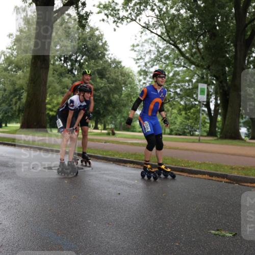 30.06.2024 - hella hamburg halbmarathon H.Heesch http://msf.ph/oto/6439207 30.06.2024 09:12:25 Zwischen KM18-KM19 2001 meine-sportfotos.de