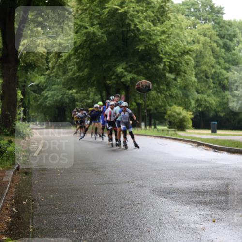 30.06.2024 - hella hamburg halbmarathon H.Heesch http://msf.ph/oto/6439394 30.06.2024 09:13:17 Zwischen KM18-KM19  meine-sportfotos.de