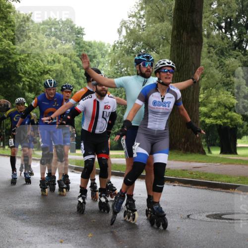 30.06.2024 - hella hamburg halbmarathon H.Heesch http://msf.ph/oto/6439863 30.06.2024 09:13:19 Zwischen KM18-KM19  meine-sportfotos.de