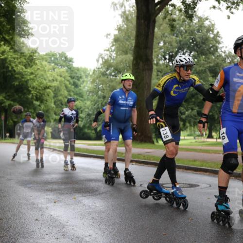 30.06.2024 - hella hamburg halbmarathon H.Heesch http://msf.ph/oto/6440112 30.06.2024 09:13:20 Zwischen KM18-KM19 138, 10 meine-sportfotos.de