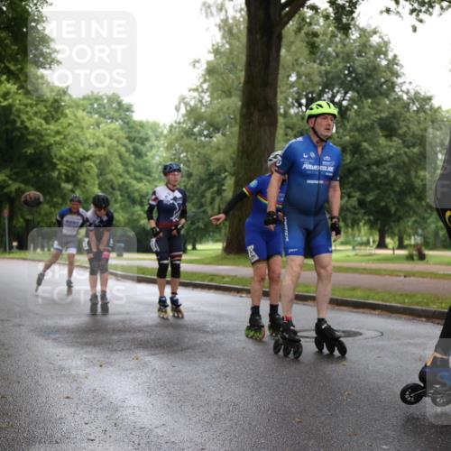 30.06.2024 - hella hamburg halbmarathon H.Heesch http://msf.ph/oto/6440143 30.06.2024 09:13:21 Zwischen KM18-KM19 138 meine-sportfotos.de