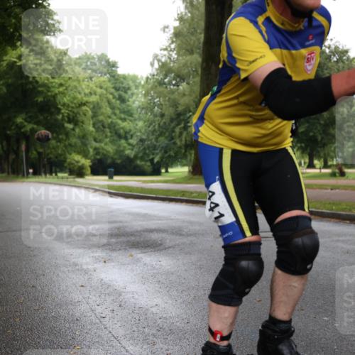 30.06.2024 - hella hamburg halbmarathon H.Heesch http://msf.ph/oto/6440476 30.06.2024 09:13:23 Zwischen KM18-KM19  meine-sportfotos.de