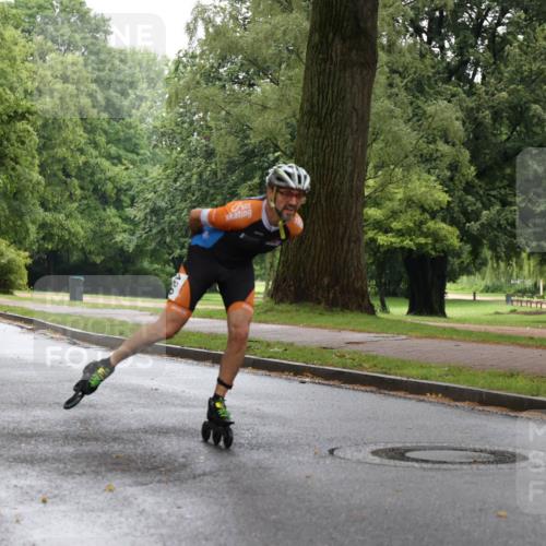 30.06.2024 - hella hamburg halbmarathon H.Heesch http://msf.ph/oto/6440608 30.06.2024 09:13:35 Zwischen KM18-KM19  meine-sportfotos.de