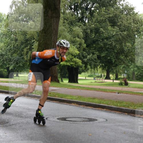30.06.2024 - hella hamburg halbmarathon H.Heesch http://msf.ph/oto/6440621 30.06.2024 09:13:35 Zwischen KM18-KM19 420 meine-sportfotos.de