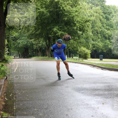 30.06.2024 - hella hamburg halbmarathon H.Heesch http://msf.ph/oto/6440785 30.06.2024 09:14:30 Zwischen KM18-KM19  meine-sportfotos.de