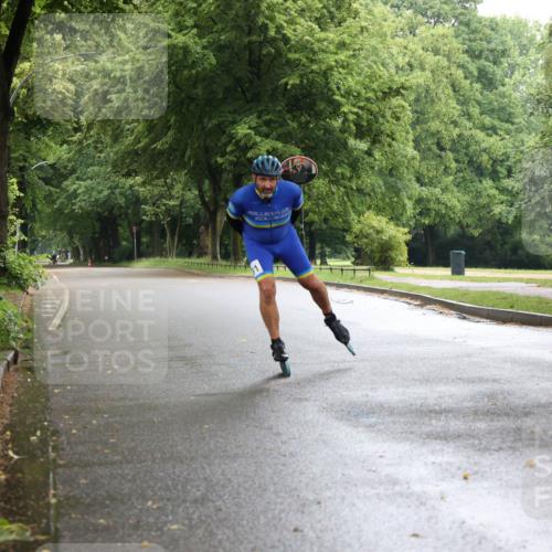30.06.2024 - hella hamburg halbmarathon H.Heesch http://msf.ph/oto/6440828 30.06.2024 09:14:30 Zwischen KM18-KM19  meine-sportfotos.de