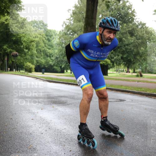 30.06.2024 - hella hamburg halbmarathon H.Heesch http://msf.ph/oto/6440964 30.06.2024 09:14:32 Zwischen KM18-KM19 391 meine-sportfotos.de