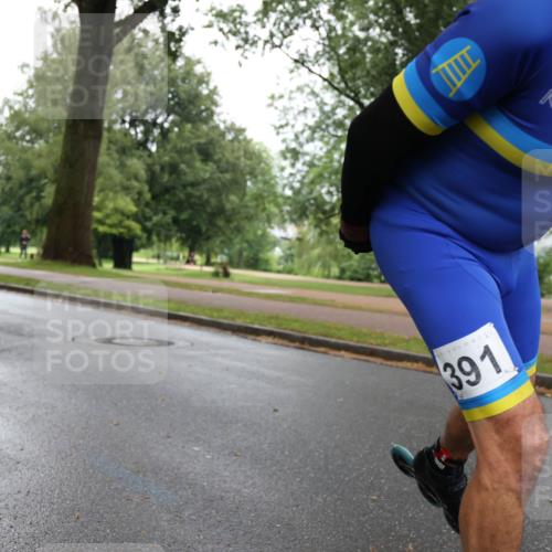 30.06.2024 - hella hamburg halbmarathon H.Heesch http://msf.ph/oto/6441062 30.06.2024 09:14:32 Zwischen KM18-KM19 391 meine-sportfotos.de