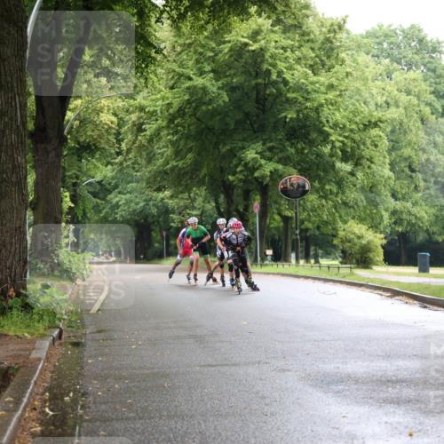 30.06.2024 - hella hamburg halbmarathon H.Heesch http://msf.ph/oto/6441126 30.06.2024 09:15:01 Zwischen KM18-KM19  meine-sportfotos.de